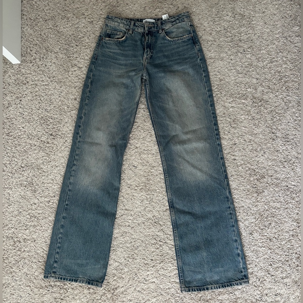 Zara TRF Mid-Rise Wide Leg Jeans